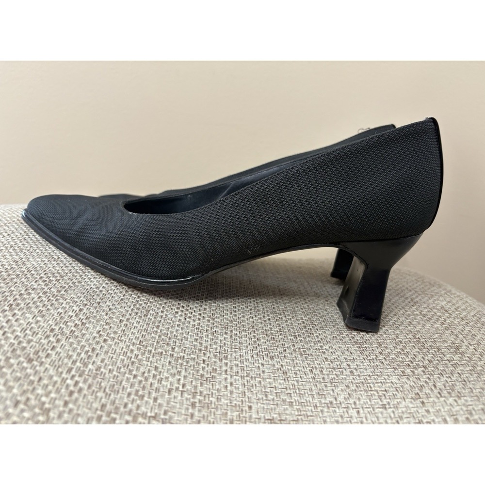 Stuart Weitzman Women's Black Square Toe Pumps Vintage Block Heel Size 8.5 B - Picture 3 of 8